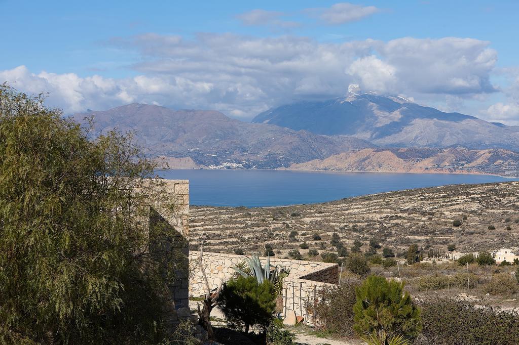 Orelia Cretan Deluxe Apartments Камиларион Экстерьер фото